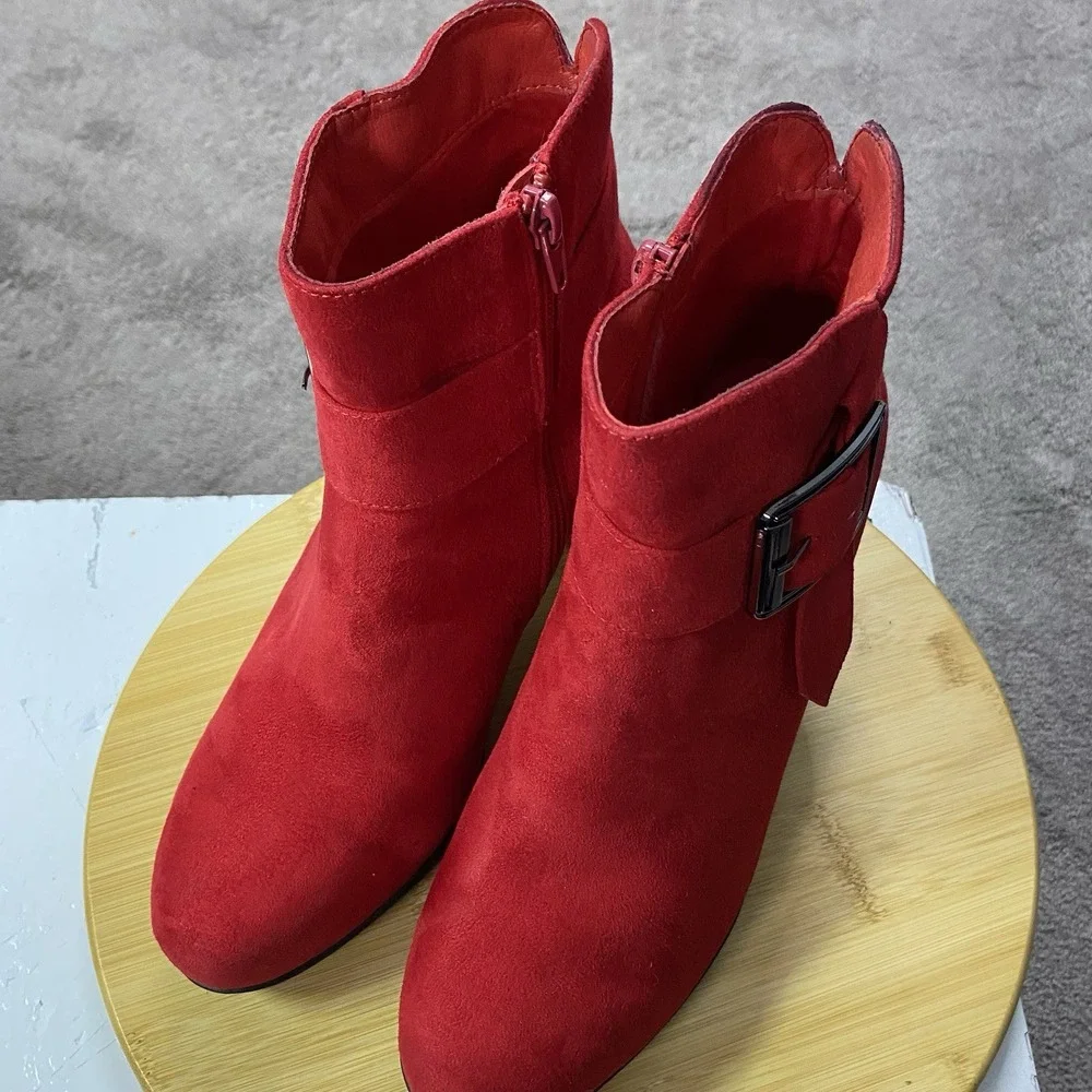 mysoft Women's Red Booties Chunky Heel, Great Cond. Zipper Ankle Boots US 9.5‎